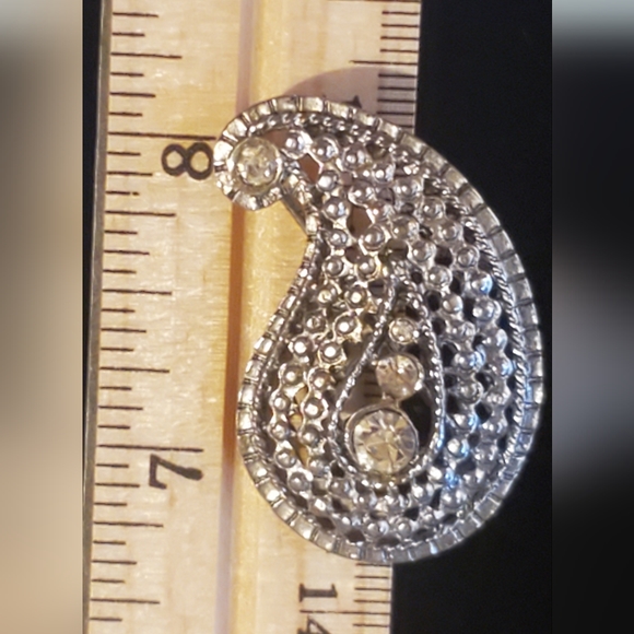 Silver/ rhinestone pin - Picture 3 of 3